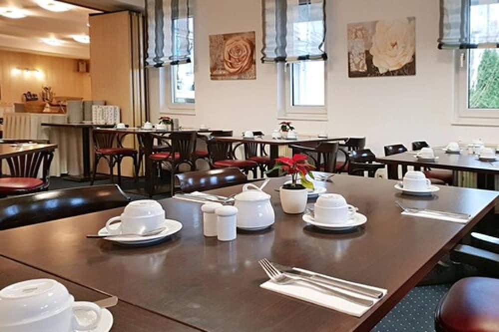 DORMERO Hotel Hoyerswerda Eksteriør billede